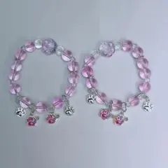 【44:新品未使用】お子様に！花と肉球チャーム付きピンクブレスレット2個セット