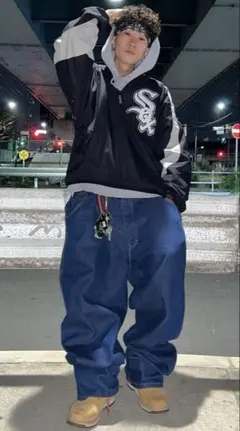 Item thumbnail for item 67ba2e74-2a61-4dc7-a4d6-f047b88c92d8