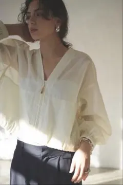 【完売品】CLORE＋　クロレ　Airy Soft-Sheer Blouson 2026年最新】clore レディースの人気アイテム - メルカリ