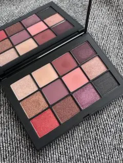 【超美品】NARS 限定アイシャドウパレット