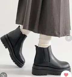 ブラック サイドゴアブーツ 厚底