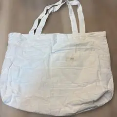 ZARA ホワイト トートバッグLのサムネイル