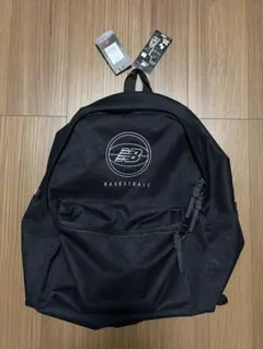 ニューバランス　リュック　バスケ　新品　未使用　定価14300円のサムネイル