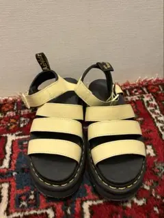 Dr. Martens Blaire Sandalのサムネイル