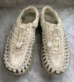 キーン keen サンダル ユニーク 25 アイボリー