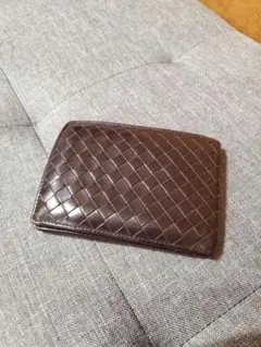 BOTTEGA VENETA ブラウンレザー二つ折り財布