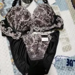 Item thumbnail for item 8a323d5e-d29e-4ab8-b15e-cf4f48fd243b