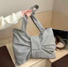 リボンデザイン ショルダーバッグ グレー ファスナー付き