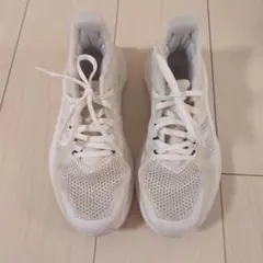 アディダス　adidas ホワイト メッシュ スニーカー