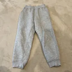 UNIQLO グレー スウェットパンツ 110サイズ