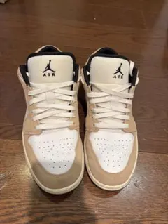Air Jordan 1 Low ホワイト/ベージュ/ブラック