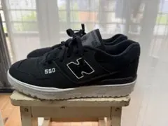 New Balance 550 ブラック スニーカーのサムネイル