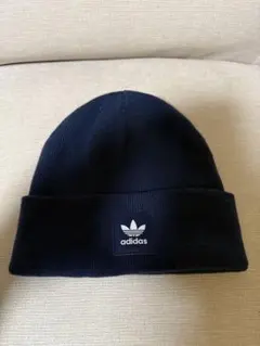 adidas ネイビー ニット帽 3ストライプ