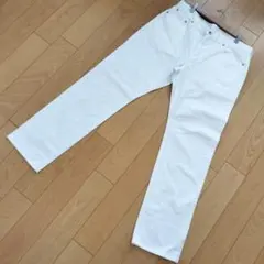 ホワイト ストレートデニム