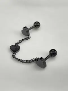 片耳用ピアス / ボディピアス / 軟骨ピアス ハート＆チェーン ブラック