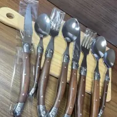 ラギオール Laguiole カトラリー8本セット ナイフ フォーク スプーン