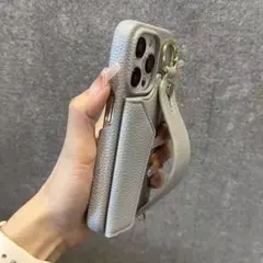 ホワイトレザー風iPhone 13 Proケース