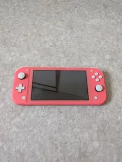 任天堂スイッチライト　ピンクのサムネイル