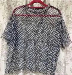 【期間限定】GORGE 黒 ゼブラ 半袖 重ね着 透け感 シースルー トップスのサムネイル