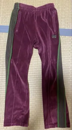 2025年最新】needles トラックパンツ ベロア チャコール レッド