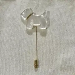 ピンブローチ　犬　ブローチ　ドッグ　ワンチャン