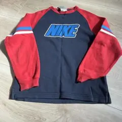 【NIKE】　ナイキ　紺X赤X青色ロゴプリント　スウェットシャツトレーナー