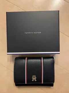 Tommy 三つ折り財布のサムネイル