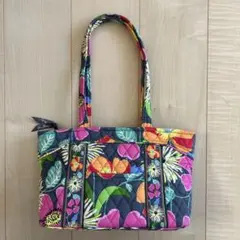 Vera Bradley キルティング トートバッグ 花柄のサムネイル
