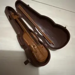 Blytheベルベットメヌエット　デフォルトアウトフィット一部　バイオリンのみ