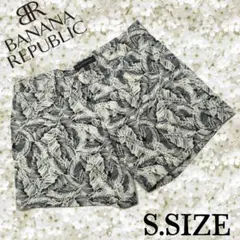 q59〚BANANA REPUBLIC〛 ショートパンツ リーフ柄 Sサイズ