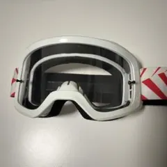 Item thumbnail for item 7782b27b-6666-4c4f-b3e8-c6c038a3a9ec