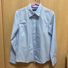 水色 長袖シャツ 背面タック付き カッターシャツ