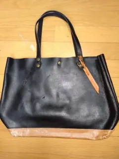 【再値下げ】 レザー トートバッグ バイカラー（黒と茶色）