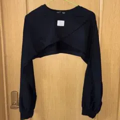 【値下げ】ブラック クロップドトップス 長袖　Mサイズ