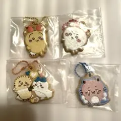 ちいかわ　クッキーチャームコット3 カニちいかわ　カニうさぎ　ハチワレとラッコ