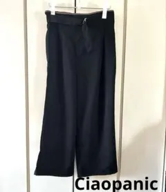 チャオパニック　ウエストベスト付き　黒パンツ