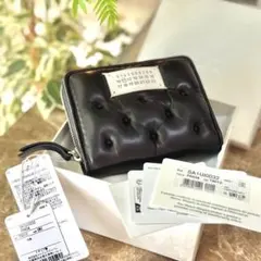 未使用タグ付 メゾン マルジェラ グラム スラム ラウンドジップ 二つ折り財布のサムネイル