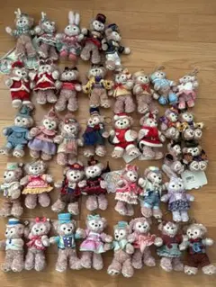 ダッフィー ぬいぐるみバッジ 35体セット - メルカリ