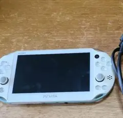 PS Vita 本体　PCH-2000
