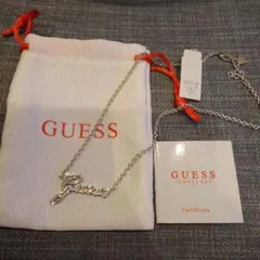 GUESS ゲス ロゴネックレス シルバーカラー