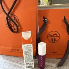 「新品」エルメス　HERME’Sリップオイル　06パープル、カマリンヌのサムネイル