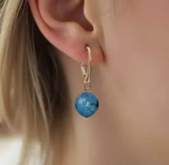 上品ターコイズ 揺れるピアス ゴールドカラー ドロップ 高級感 大人アクセ