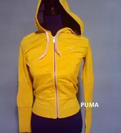 黄色が可愛い❗️Puma フード付きパーカー