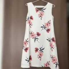 【アプワイザーリッシェ】 フラワープリント ノースリーブ ワンピース