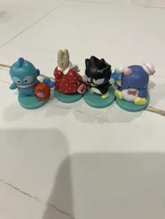 カラフルキャラクター フィギュア 4体セット サンリオ　ハンギョドン　バツ丸