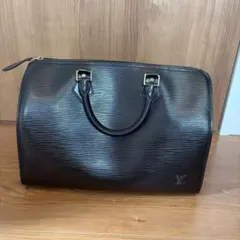 Louis Vuitton エピレザー ブラック ハンドバッグ 南京錠有 - メルカリ
