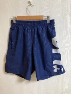 Under Armour ネイビー ショートパンツ MD