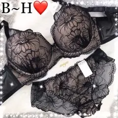 6/8再入荷♥️フラワーレース♥️ブラジャーショーツセット✨ワコール系トリンプ系のサムネイル