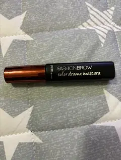 メイベリン　眉マスカラ