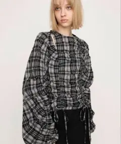 スライ　　 CUT OUT VOLUME SLEEVE TOPSのサムネイル
